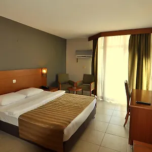 Surtel 3* Κουσάντασι